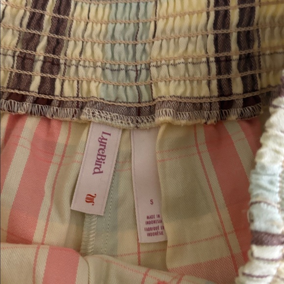 LYREBIRD PLAID PULL ON SHORTS- small NWT - Picture 4 of 5